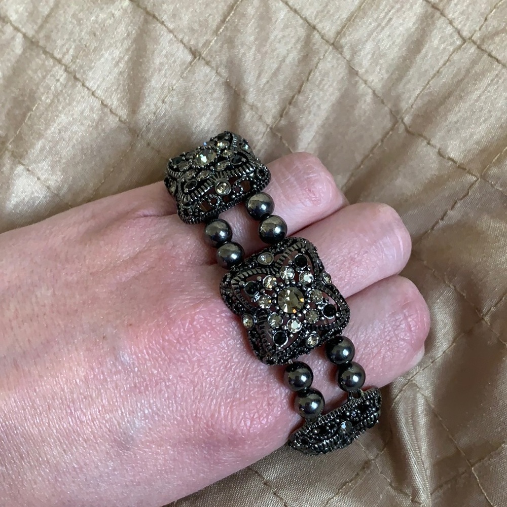 4/$25🦋 Premier Design bracelet